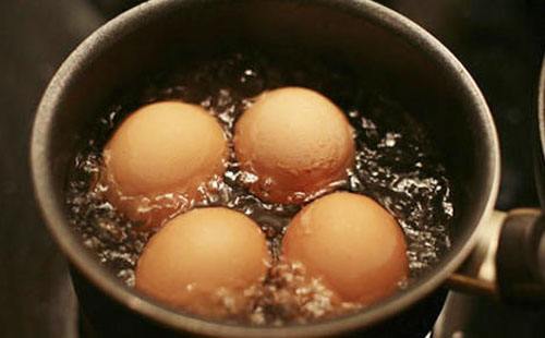 教你用鸡蛋去湿气